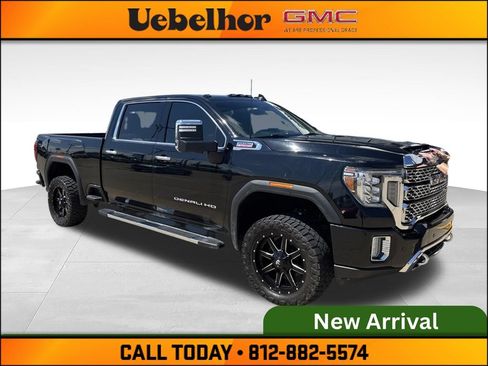 Used 2020 GMC Sierra 2500 Denali w/ Gooseneck/5TH Wheel Package AWD/4WD image 4