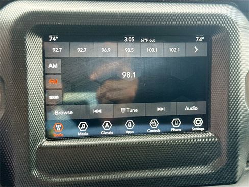 Used 2023 Jeep Wrangler Unlimited w/ Cold Weather Group image 15