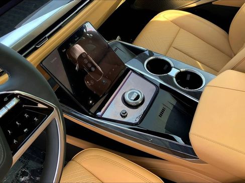 New 2025 Cadillac Escalade IQ Luxury 2 image 10