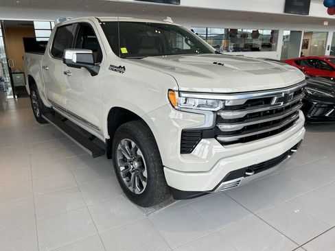 New 2026 Chevrolet Silverado 1500 High Country w/ Technology Package AWD/4WD image 1