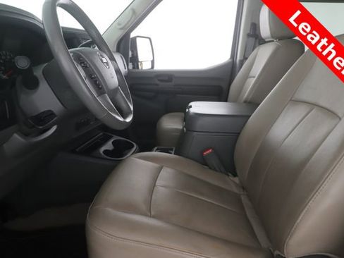 Used 2020 Nissan NV 3500 SL RWD image 16