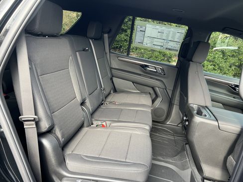 New 2026 Chevrolet Tahoe LS image 38