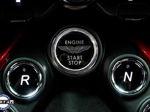 Used 2020 Aston Martin V8 Vantage Coupe image 29