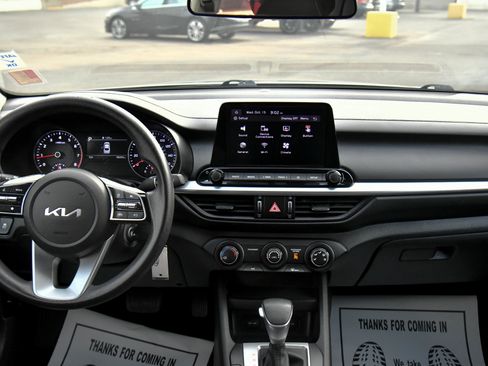 Used 2023 Kia Forte LXS image 30