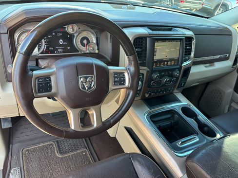 Used 2016 RAM 1500 Laramie Longhorn w/ Convenience Group AWD/4WD image 10