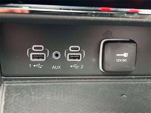 Certified 2023 Jeep Grand Cherokee Altitude image 35