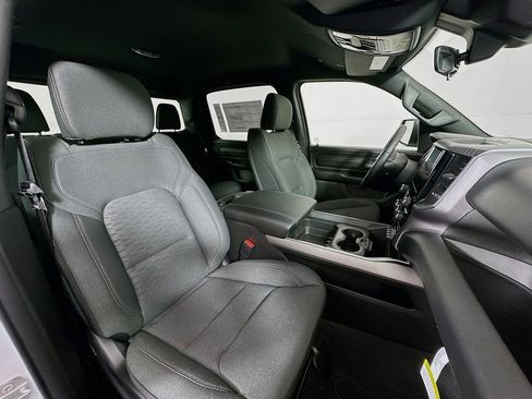 New 2026 RAM 1500 Express image 26