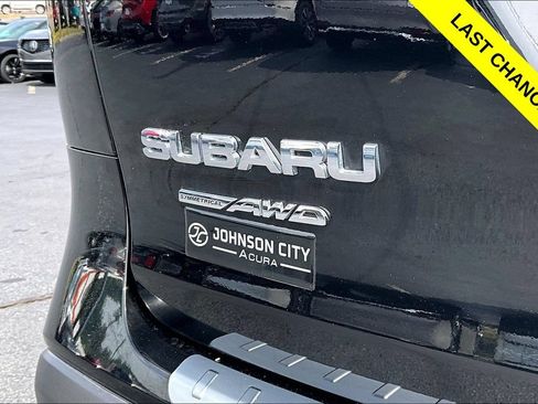 Used 2023 Subaru Ascent Touring AWD/4WD image 8