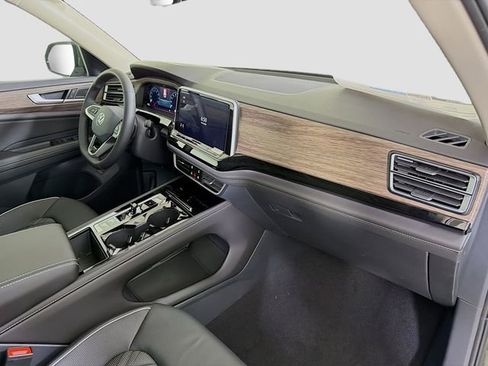 New 2026 Volkswagen Atlas SEL Premium R-Line AWD/4WD image 32