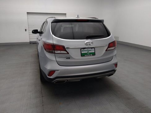 Used 2019 Hyundai Santa Fe XL SE FWD image 6