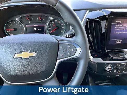 Used 2023 Chevrolet Traverse LT AWD/4WD image 13