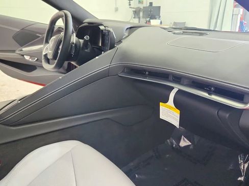 Used 2025 Chevrolet Corvette Stingray Coupe w/ 1LT image 22