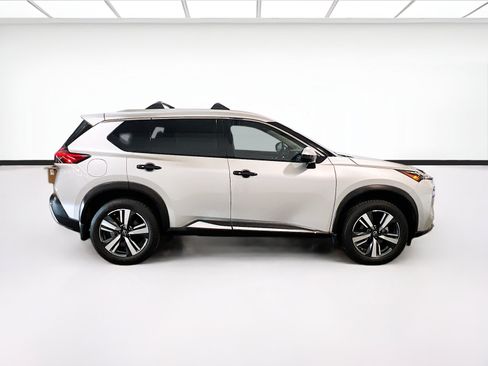 Used 2021 Nissan Rogue SL w/ Premium Package AWD/4WD image 25