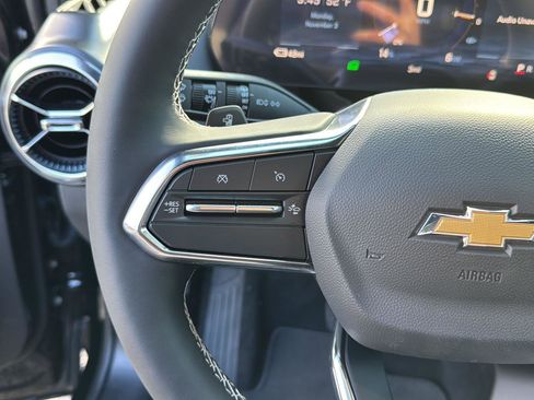 New 2026 Chevrolet Equinox EV LT w/ Comfort Package AWD/4WD image 19