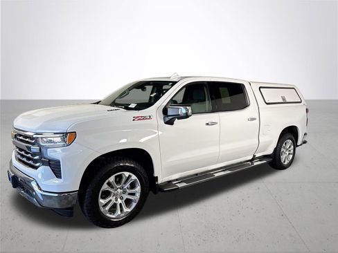 Used 2023 Chevrolet Silverado 1500 LTZ image 2