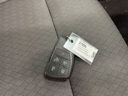 New 2026 Chevrolet Silverado 1500 LT image 28