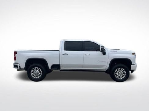 Used 2022 Chevrolet Silverado 2500 High Country AWD/4WD image 12