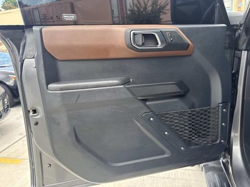 Used 2024 Ford Bronco Outer Banks AWD/4WD image 18