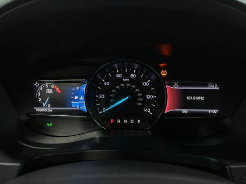 Used 2016 Ford Explorer XLT w/ Equipment Group 202A image 24