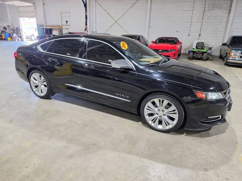 Used 2016 Chevrolet Impala LTZ w/ Enhanced Convenience Package FWD image 17