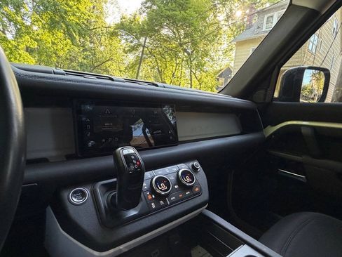 Used 2020 Land Rover Defender 110 AWD/4WD image 10