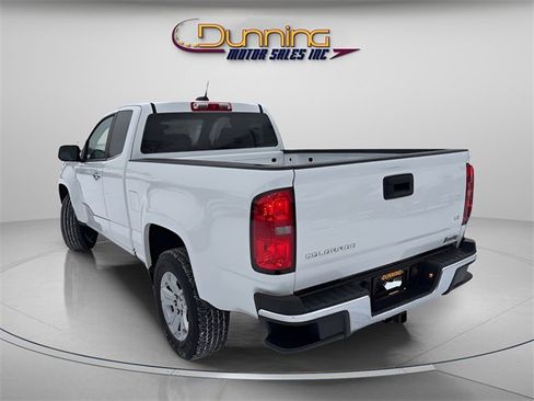 Used 2022 Chevrolet Colorado LT w/ Chrome Appearance Package image 2