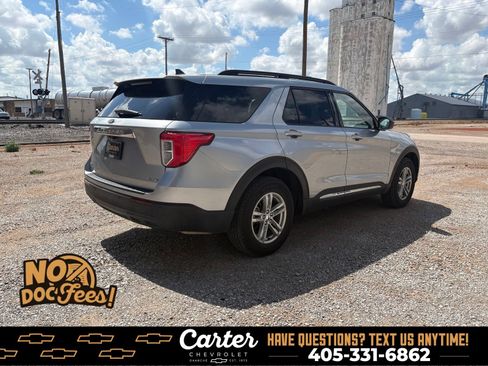 Used 2022 Ford Explorer XLT AWD/4WD image 7