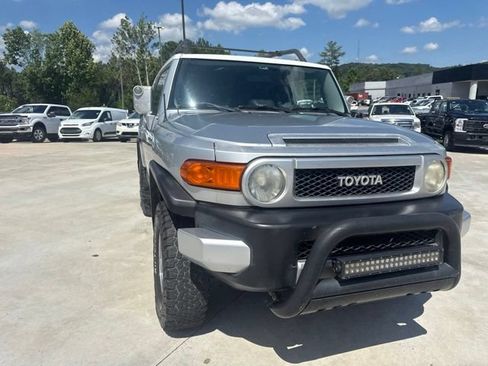 Used 2008 Toyota FJ Cruiser 4WD image 4