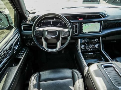 Used 2023 GMC Yukon Denali AWD/4WD image 33