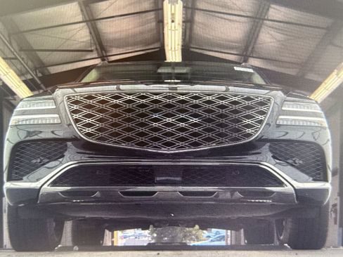 Used 2025 Genesis GV80 3.5T Prestige image 7