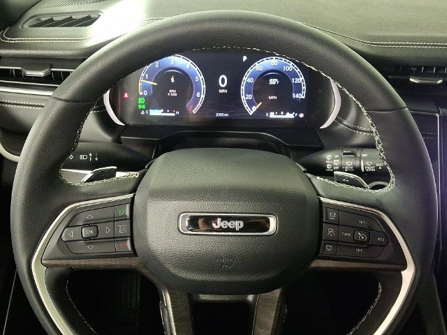 Used 2025 Jeep Grand Cherokee L Limited w/ Black Appearance Package AWD/4WD image 20