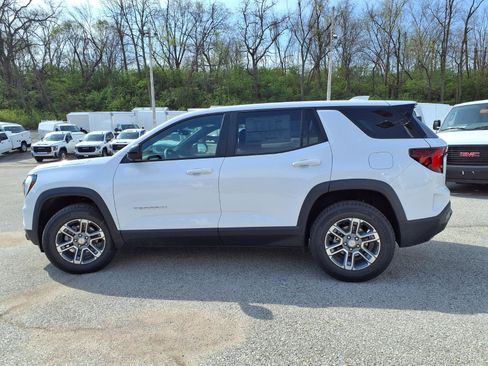 New 2026 GMC Terrain Elevation w/ Technology Package II FWD image 23