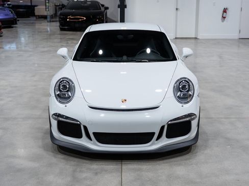 Used 2015 Porsche 911 GT3 RWD image 9