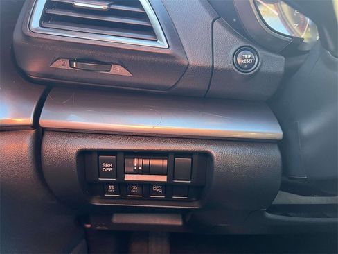 Used 2020 Subaru Crosstrek 2.0i Limited w/ Moonroof Package w/Navigation image 21