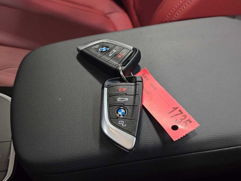 Used 2024 BMW X3 xDrive30i w/ Premium Package image 37