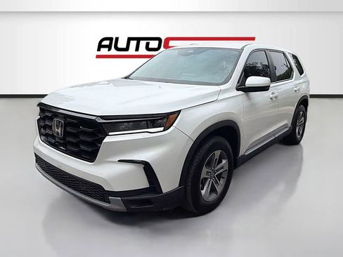 Used 2025 Honda Pilot EX-L image 3