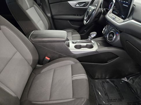 Used 2024 Chevrolet Blazer LT w/ Convenience Package FWD image 14