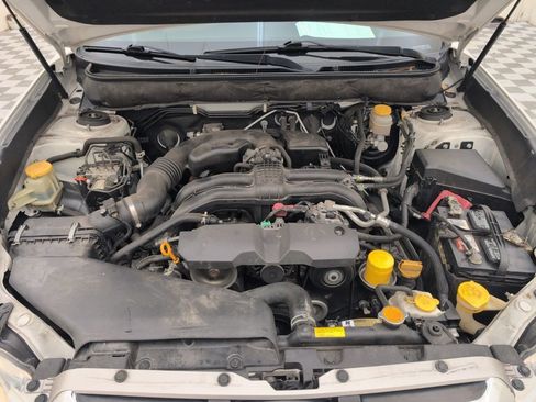 Used 2014 Subaru Outback 2.5i Limited image 42