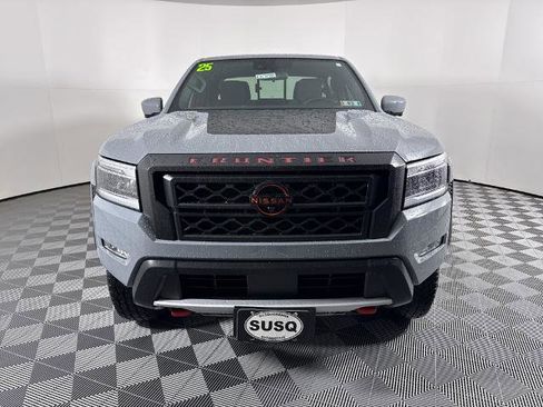 Used 2023 Nissan Frontier PRO-4X w/ Pro Convenience Package image 2