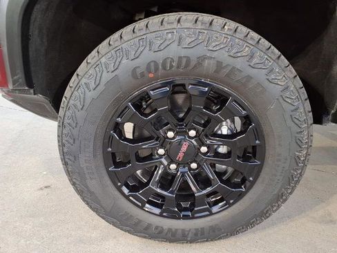 New 2026 GMC Canyon Elevation w/ Convenience Package image 21