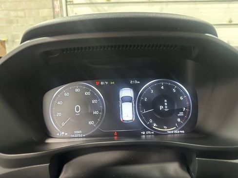 Used 2019 Volvo XC40 T5 Momentum AWD/4WD image 19