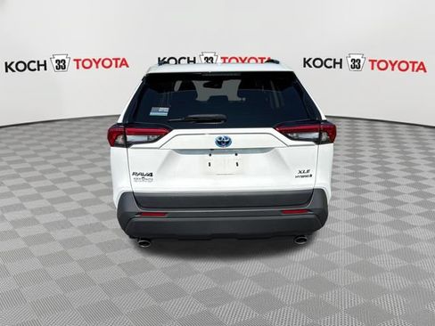 Certified 2022 Toyota RAV4 XLE AWD/4WD image 7