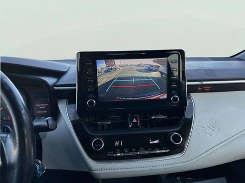 Used 2020 Toyota Corolla SE image 16
