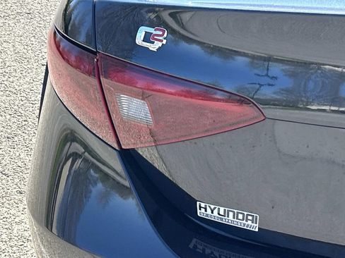 Used 2022 Alfa Romeo Giulia Veloce image 14