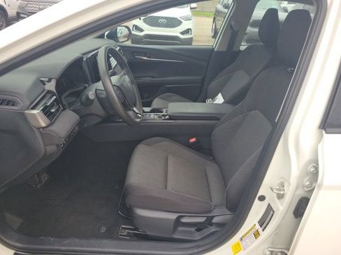 Used 2025 Toyota Camry LE FWD image 15