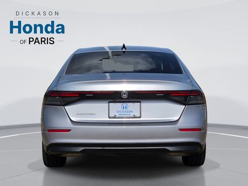 Used 2025 Honda Accord SE image 6