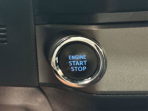 Used 2021 Toyota Tacoma SR5 image 31