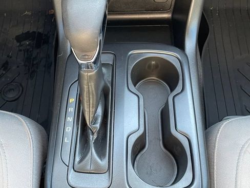 Used 2022 Chevrolet Colorado W/T w/ WT Convenience Package RWD image 19