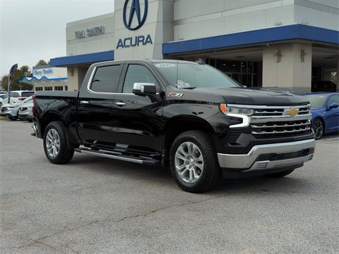Used 2025 Chevrolet Silverado 1500 LTZ image 2