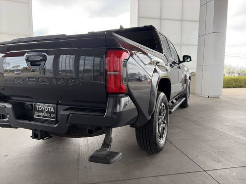 Certified 2025 Toyota Tacoma TRD Sport AWD/4WD image 10
